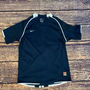 Boys size Medium Nike Jersey Athletic soccer top